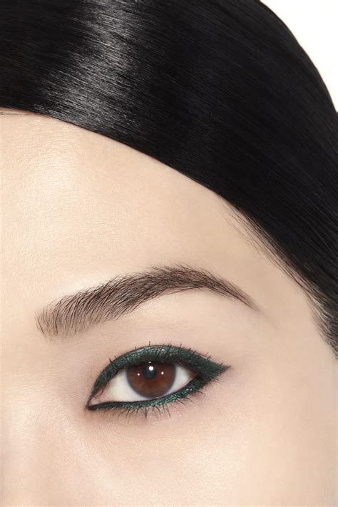 chanel vert emeraude eyeliner|chanel ebene eyeliner.